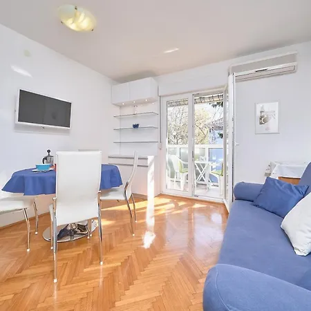 Andrea By Litto * Split